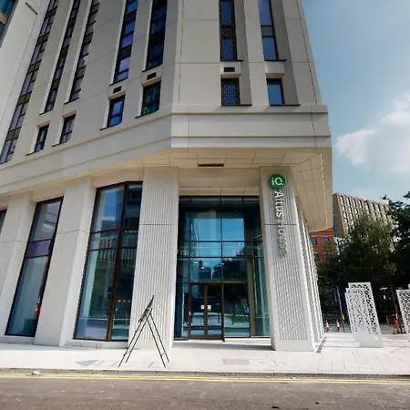 Iq Altus House Leeds (West Yorkshire)