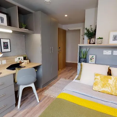 Appartement Iq Altus House *